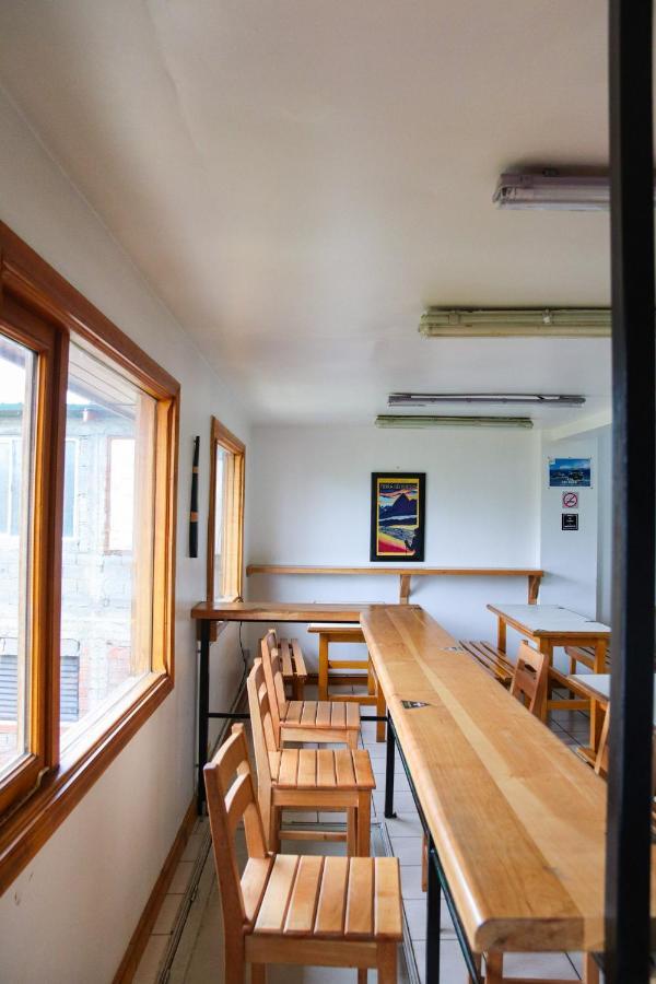 Yaghan Hostel Ushuaia Ngoại thất bức ảnh