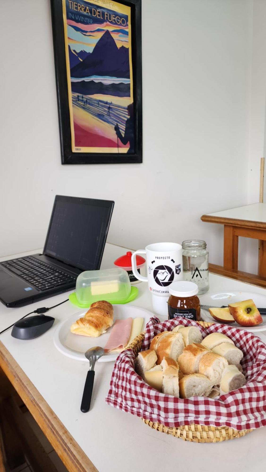 Yaghan Hostel Ushuaia Ngoại thất bức ảnh